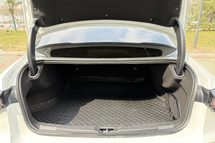 Used Lynk & Co 03 2025 1.5TD DCT Champion Edition Pro