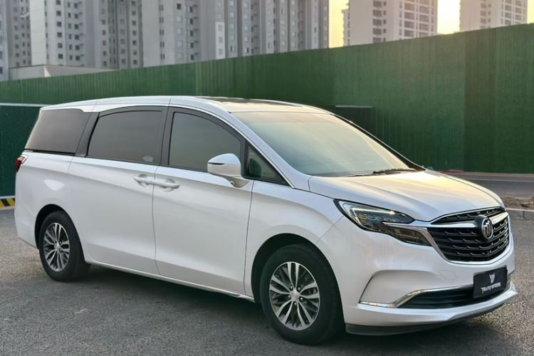 Used Buick GL8 2021 ES Landtrek 653T Comfort Edition