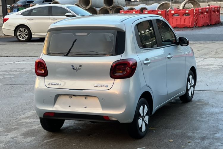 Used Wuling Hongguang MINIEV 2025 Four-Door Version Advanced Edition
