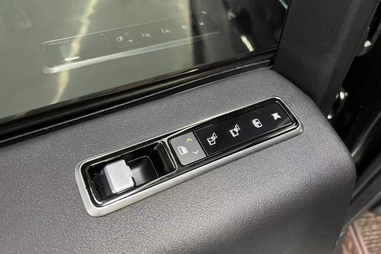 Used Land Rover Range Rover 2022 3.0 L6 360 PS Grand Edition
