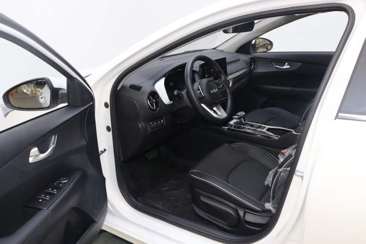 Used Kia K3 2024 1.5L CVT Comfort Plus Edition
