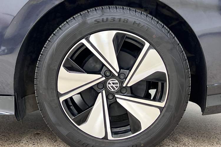 Used Volkswagen ID.7 VIZZION 2024 AIR model
