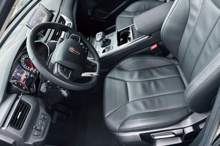 Used Hongqi H5 2022 Classic Model Facelift 1.5T DCT Qiyun Edition Interior 5