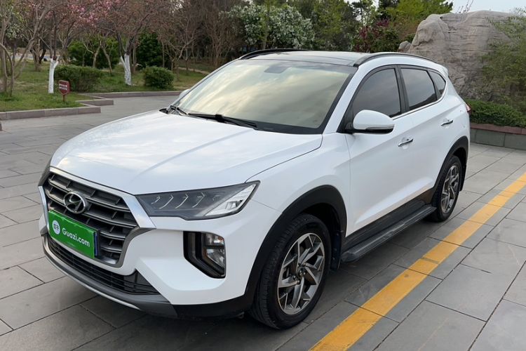 Used Hyundai Tucson 2019 280TGDi Dual-Clutch Two-Wheel Drive Fashion Edition China VI Standard