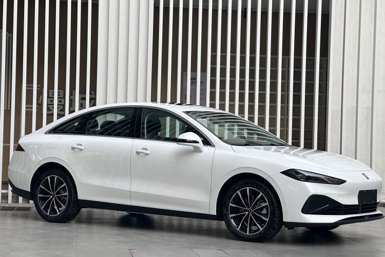 Used Roewe D7 2025 DMH 125km World Champion Edition Exterior 1