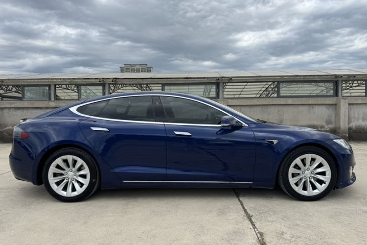 Used Tesla Model S 2017 S 75D Standard Range Edition
