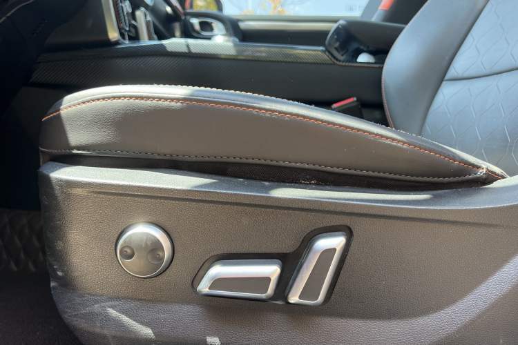 Used Haval DARGO 2021 2.0T DCT 4x4 Chinese Rural Dog Edition