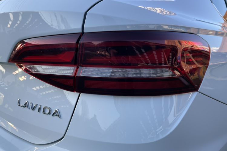 Used Volkswagen Lavida 2023 1.5L Automatic Full-Comfort Edition