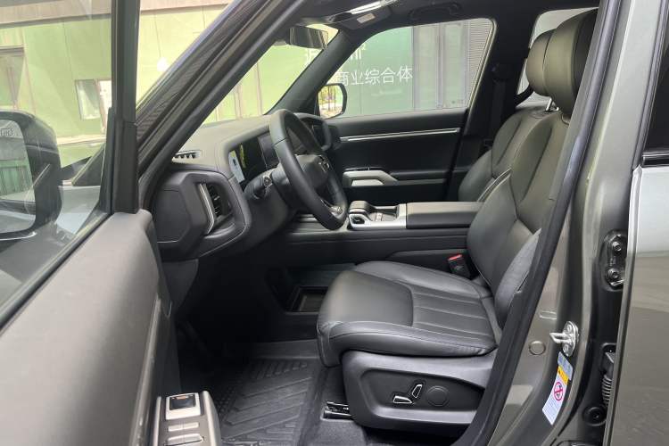 Used Deepal G318 2024 Two-Wheel Drive Air Suspension Version Interior 2