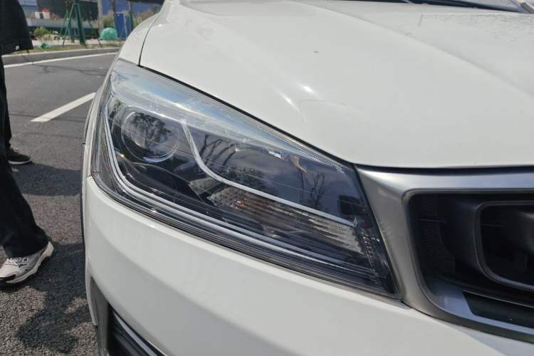 Used Geely Auto Vision S1 2018 1.4T CVT Fengchi Model
