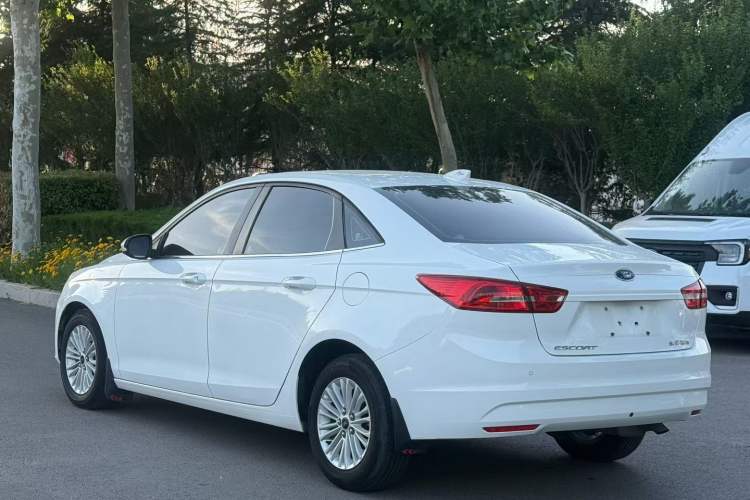 Used Ford Escort 2017 1.5L Manual Comfort Model
