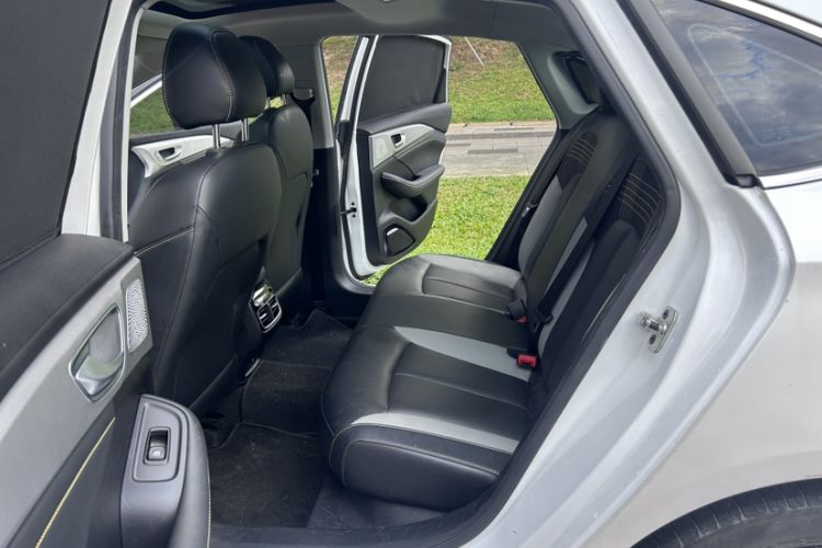 Used Roewe i6 MAX New Energy 2020 1.5T PHEV Cool & Stylish Skyroof Edition
