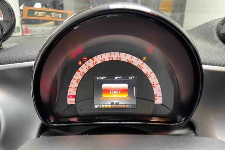 Used smart forfour 2016 0.9T 66 kW Pioneer Edition
