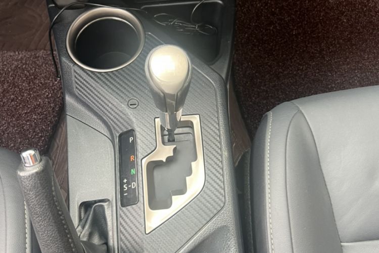 Used Toyota RAV4 2015 2.5L Automatic 4x4 Luxury Edition
