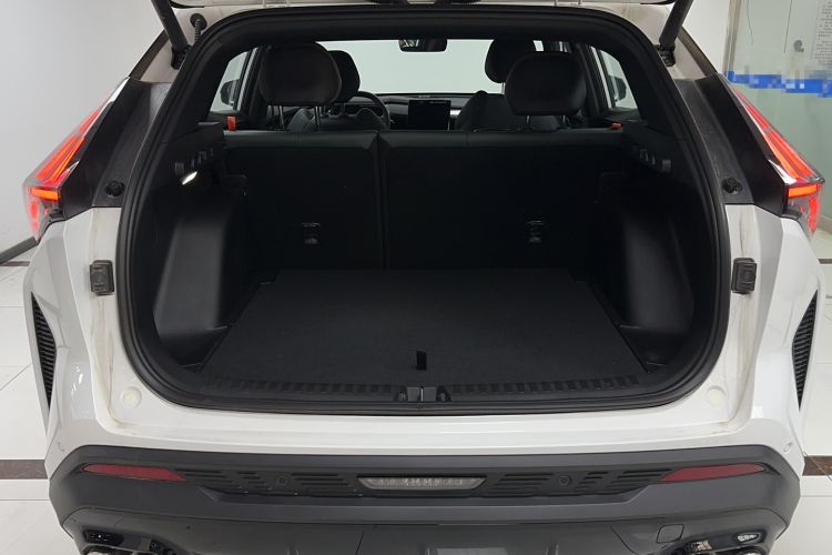 Used Geely Auto Emgrand X7 Sport 2024 1.5TD Smart Connect+ Trunk