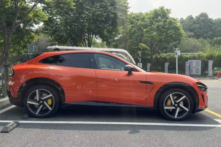 Used Xiaomi Auto YU7 2025 Ultra-Long Range High-Performance All-Wheel-Drive Max Edition
