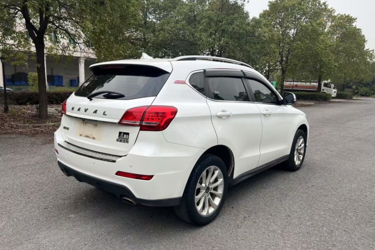 Used Haval H2 2018 Red-Label 1.5T Manual Two-Wheel Drive Elite Model

