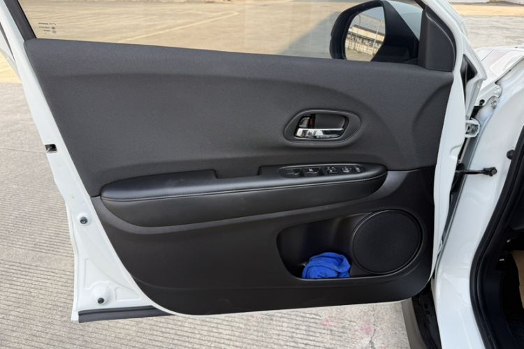 Used Honda Vezel 2019 1.5L CVT Pioneer Edition China VI
