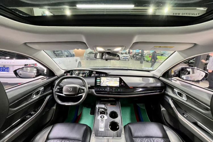 Used CHANGAN UNI-K iDD 2022 Blue Whale iDD 130km 1.5T Excellence Model