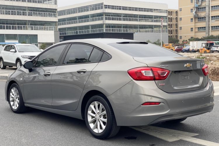 Used Chevrolet Cruze 2017 1.4T Dual-Clutch Pioneer Sunroof Edition