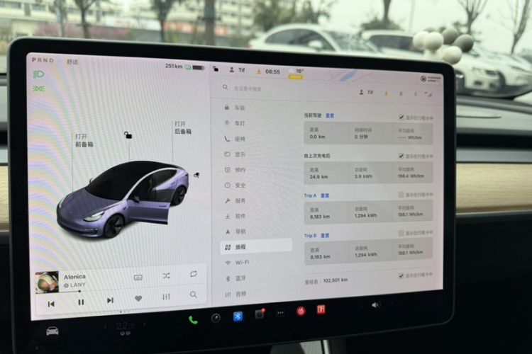 Used Tesla Model 3 2019 Standard Range Rear-Drive Upgraded Version Odometer Close Up