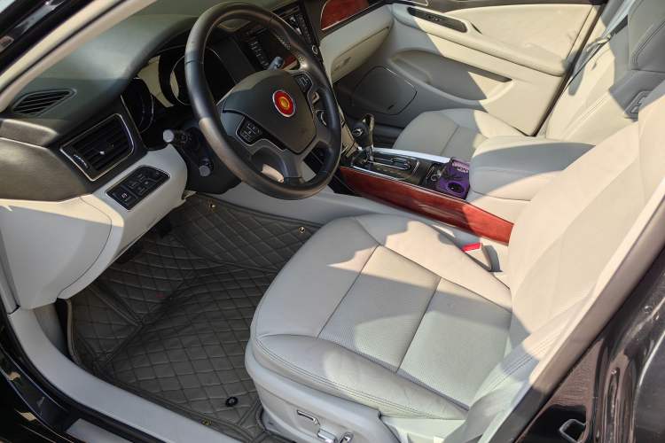 Used Hongqi H7 2015 2.0T Luxury Model

