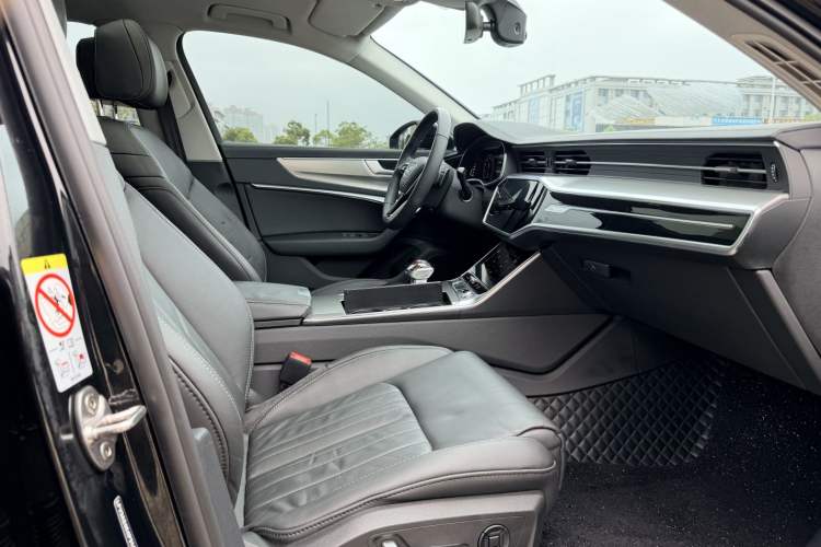 Used Audi A6L 2024 40 TFSI Luxury Prestige Edition