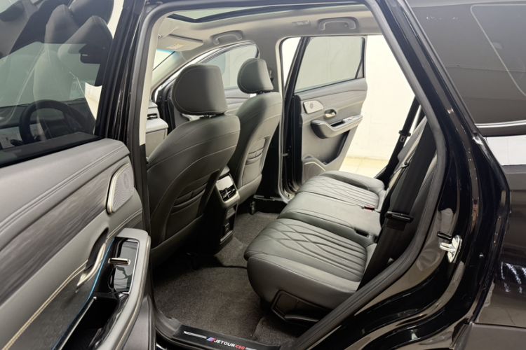 Used JETOUR X90 PRO 2024 1.6T DCT Luxury Edition 5 Seats