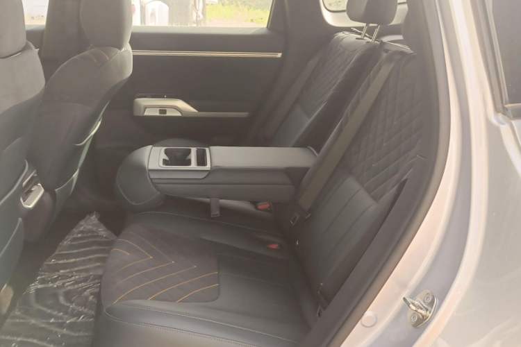 Used Deepal G318 2024 Four-Wheel-Drive Air Suspension Model