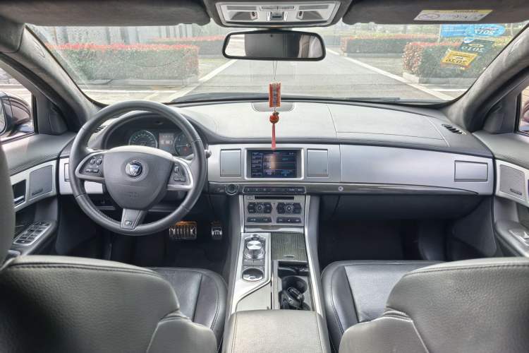 Used Jaguar XF 2015 XF 3.0 SC R-Sport Luxury Edition
