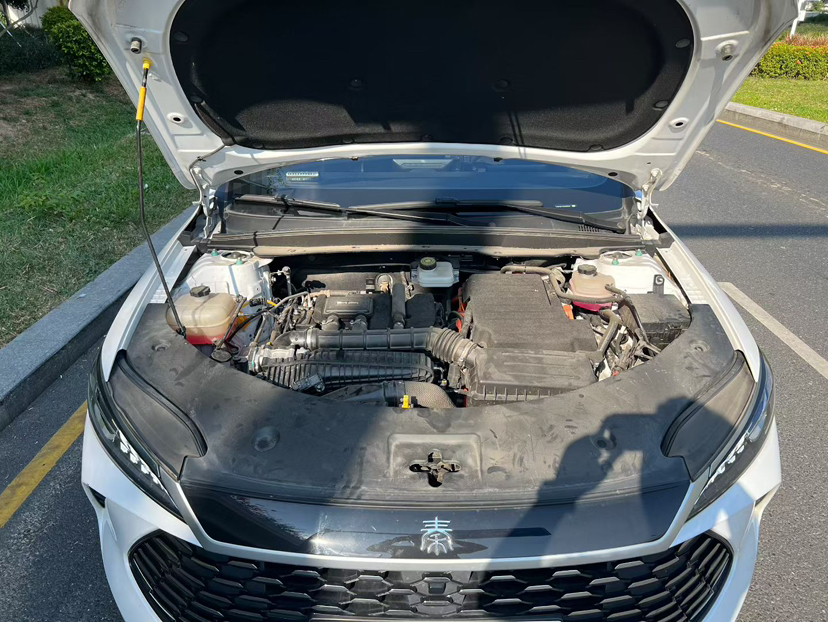 BYD Qin PLUS 2025 DM-i Smart Drive 55KM Leading Model — снимка 17