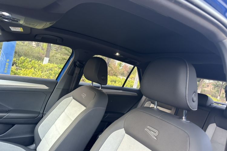 Used Volkswagen T-ROC 2021 280TSI DSG Two-Wheel Drive R-Line Pro Connected Version