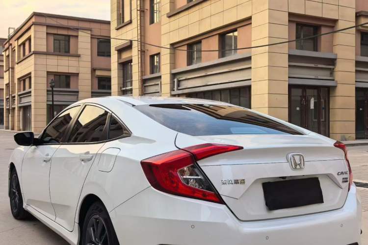Used Honda Civic 2019 220TURBO CVT Dynamic Edition China VI Exterior 3