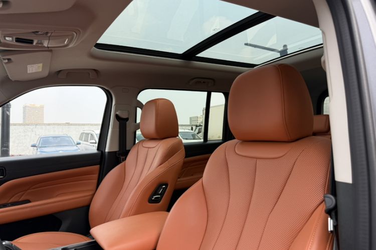 Used Haval H9 2024 2.0T Gasoline All-Wheel-Drive Extreme Edition Interior 2