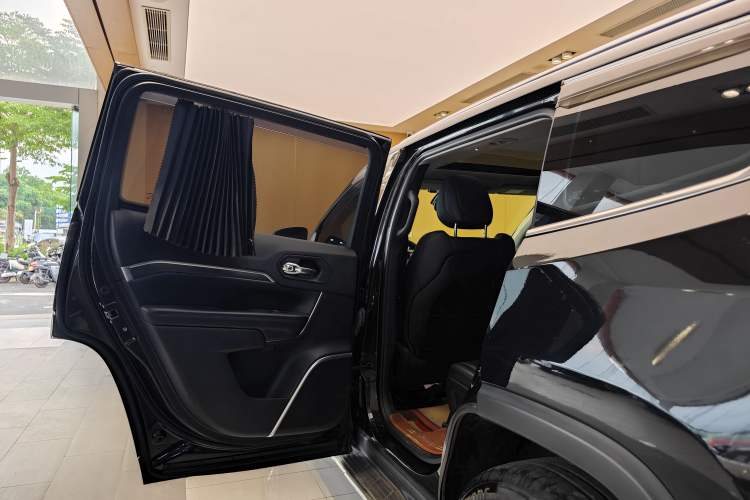 Used Jeep Grand Commander 2018 2.0T Four-Wheel Drive Prestige Edition China V
