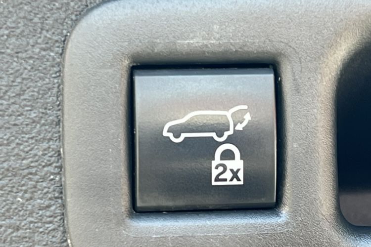 Used Toyota Sienna 2021 2.5L Hybrid Ultimate Edition