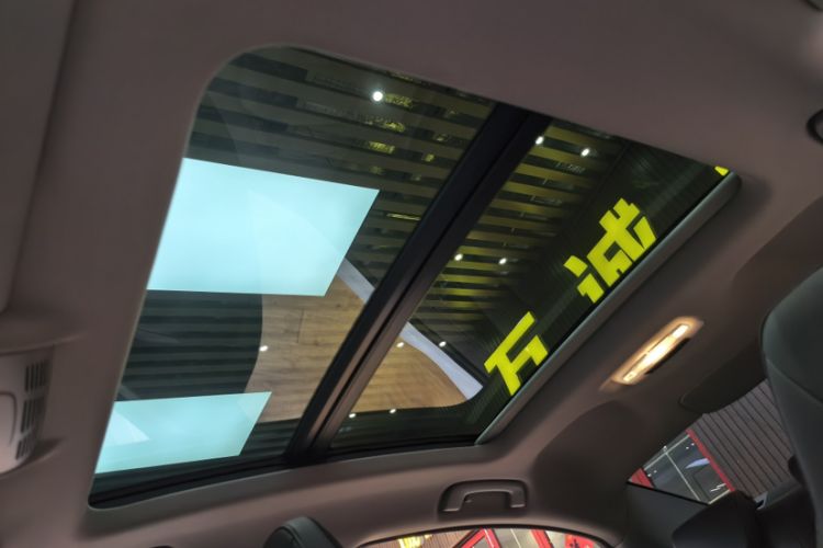 Used BMW 1 Series 2023 125i M Sport Night Edition Interior 8