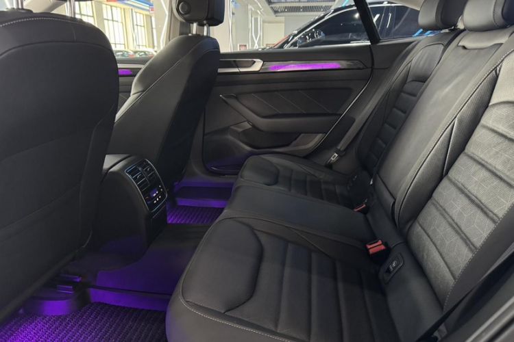 Used Volkswagen FAW-Volkswagen CC 2024 380TSI Striking Edition Interior 2