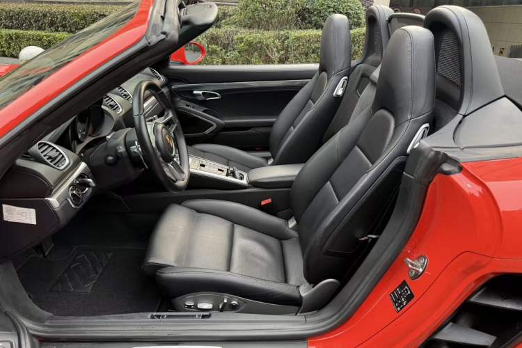 Used Porsche 718 2020 Boxster 2.0T Interior 1