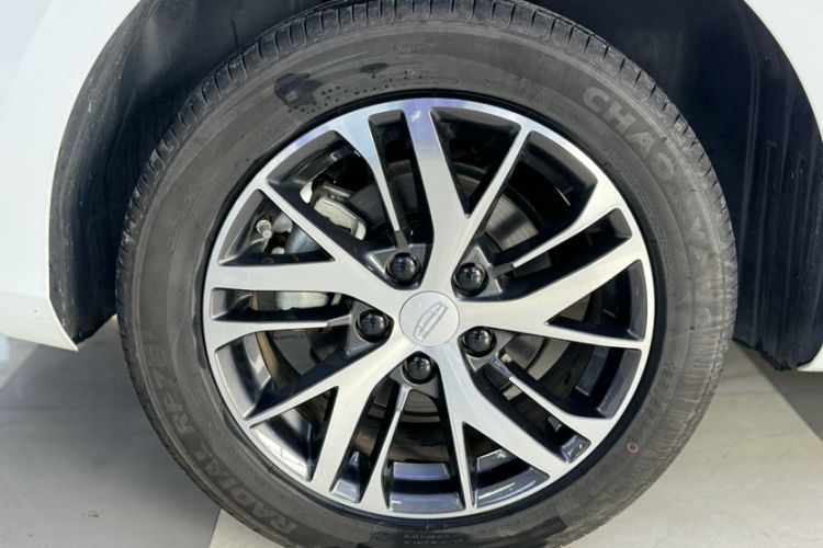 Used Geely Auto Emgrand 2023 4th Generation Champion Edition 1.5L CVT Luxury Model
