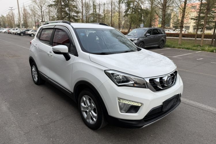 Used CHANGAN CS15 2016 1.5L Manual Fashion Edition