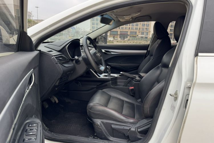 Used Geely Auto Binray 2019 200T Manual Binchi Edition
