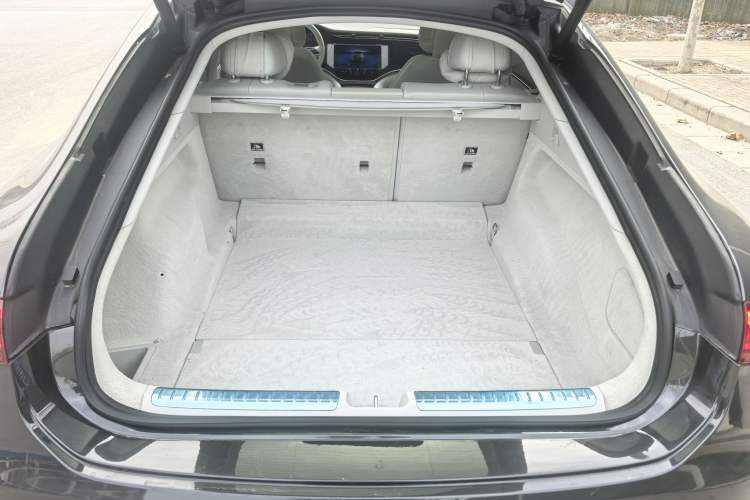 Used Mercedes-Benz EQS 2022 Updated Version 450+ Pioneer Edition