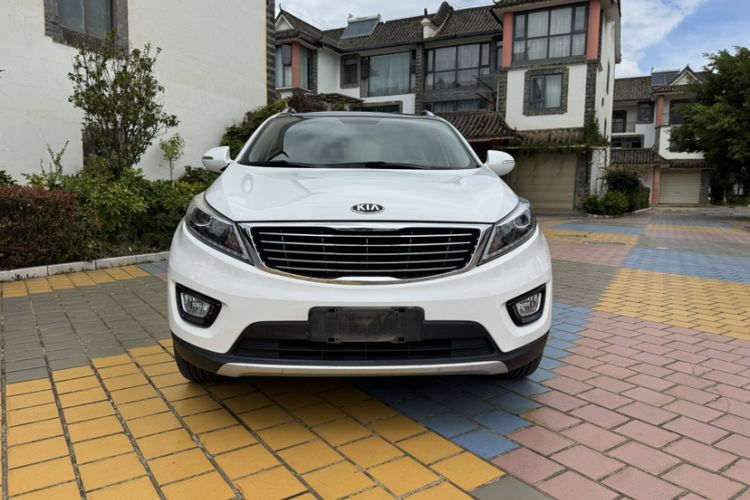 Used Kia Sportage R 2015 2.0L Automatic Two-Wheel Drive DLX Model
