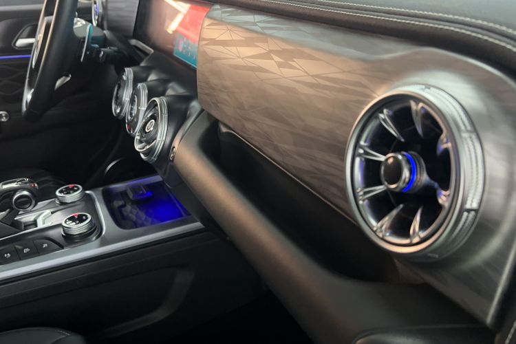 Used Tank 300 2021 Off-Road Edition 2.0T Challenger Interior 6