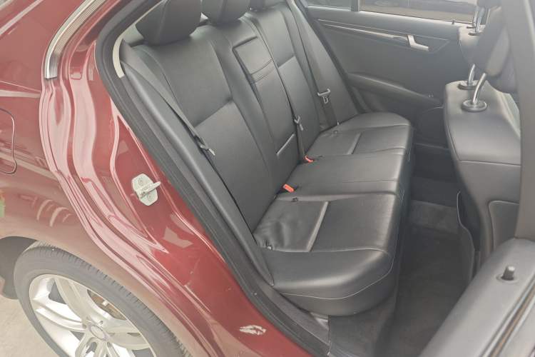 Used Mercedes-Benz C-Class 2013 C 180 Classic Grand Edition