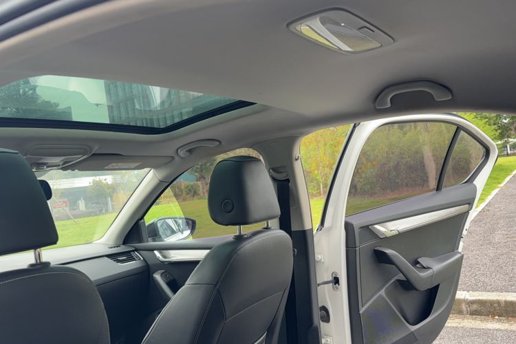 Used Skoda Octavia 2020 TSI280 DSG SmartDrive Luxury Edition