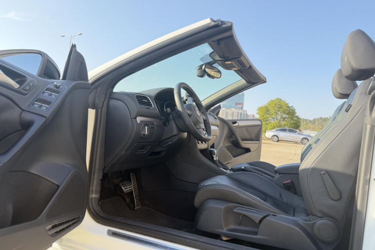 Used Volkswagen Golf 2014 2.0 TSI R Convertible
