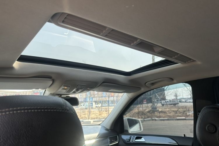 Used Mercedes-Benz M-Class 2015 ML 320 4MATIC