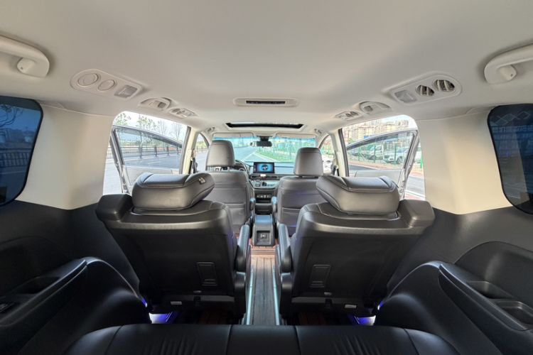 Used Honda Odyssey 2022 2.0L eHEV Sharp Enjoyment Edition Interior 2